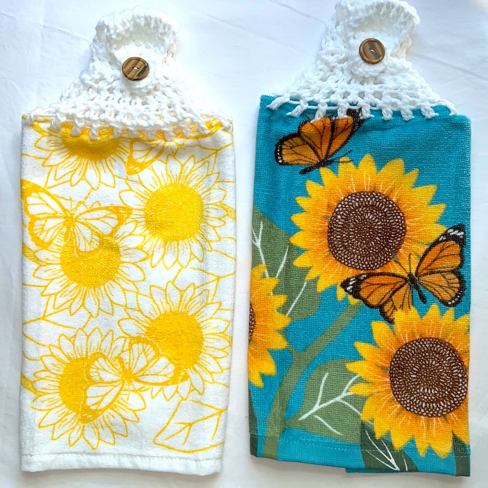 Hand Crafted Crocheted Top Butterflies Hanging Kitchen or Bathroom Hand Towels - Picture 2 of 7